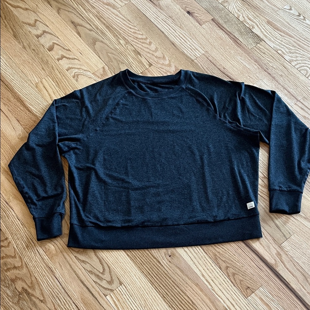 Vuori Charcoal Heather Halo Crew Sweatshirt